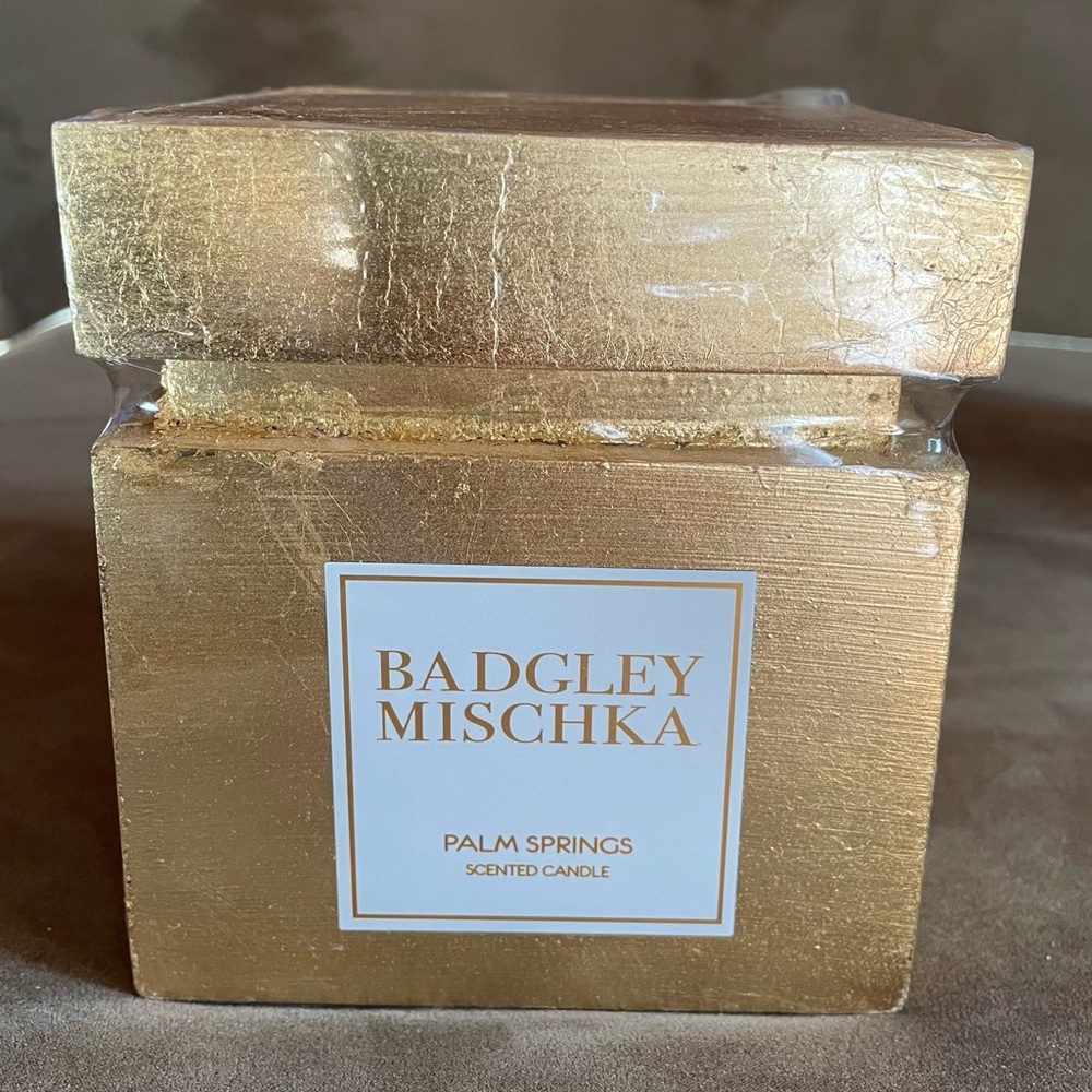 NEW Sealed Badgley Mischka Scented Candle - 8 oz - Palm Springs